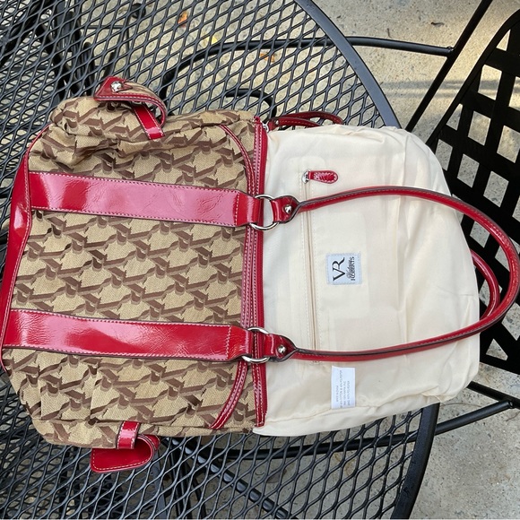 Gorgeous Red & Tan Silver Hardware & Zippers Double Handle Victoria Roberts Bag! - Picture 16 of 16